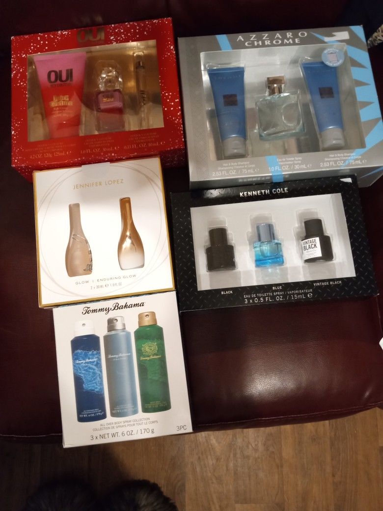 Perfumes And Colognes Gift Set
