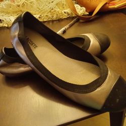 Lacoste Flat Size 10