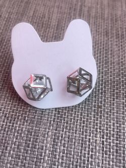 Cute Rhinestone Silver Cube-like Stud Earrings Women’s Jewelry 