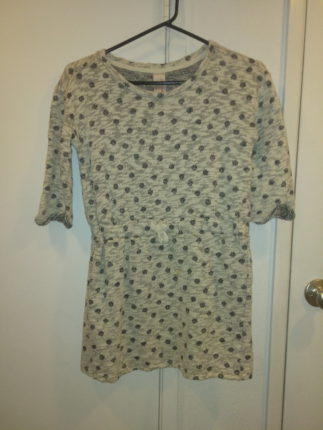 Girls sweater new