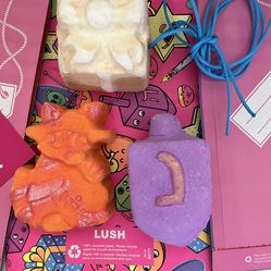 Lush Cosmetics Bath Bombs