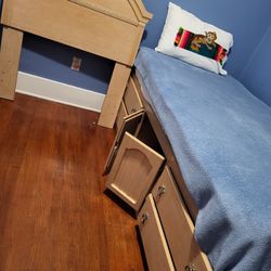 Twin Bed