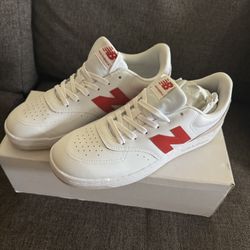 New!!! New Balance Sneakers Size 10 Men 11.5 Women