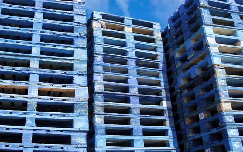 Need Blue Pallets for Sale in WA OfferUp