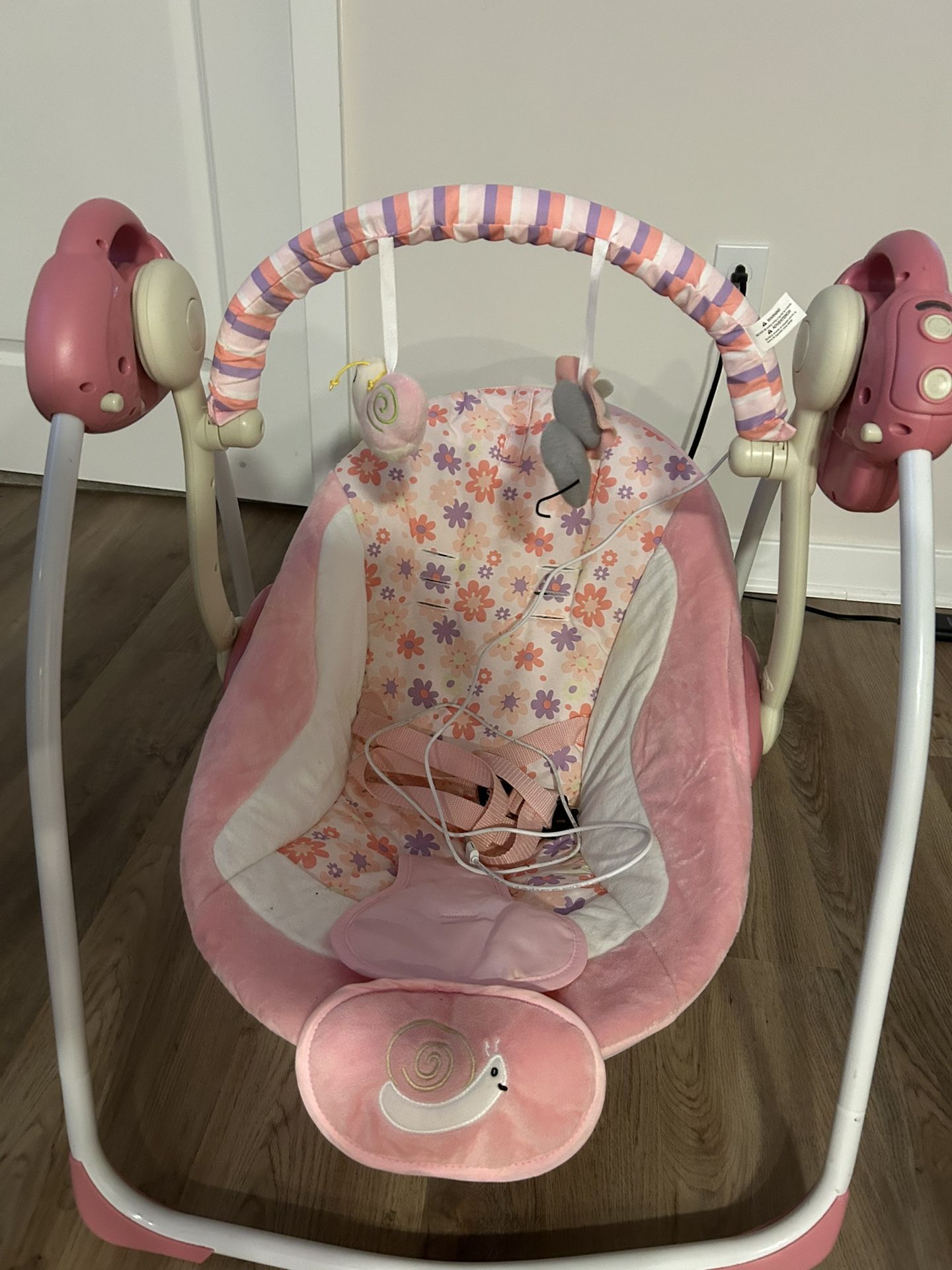 Pink baby swing $30