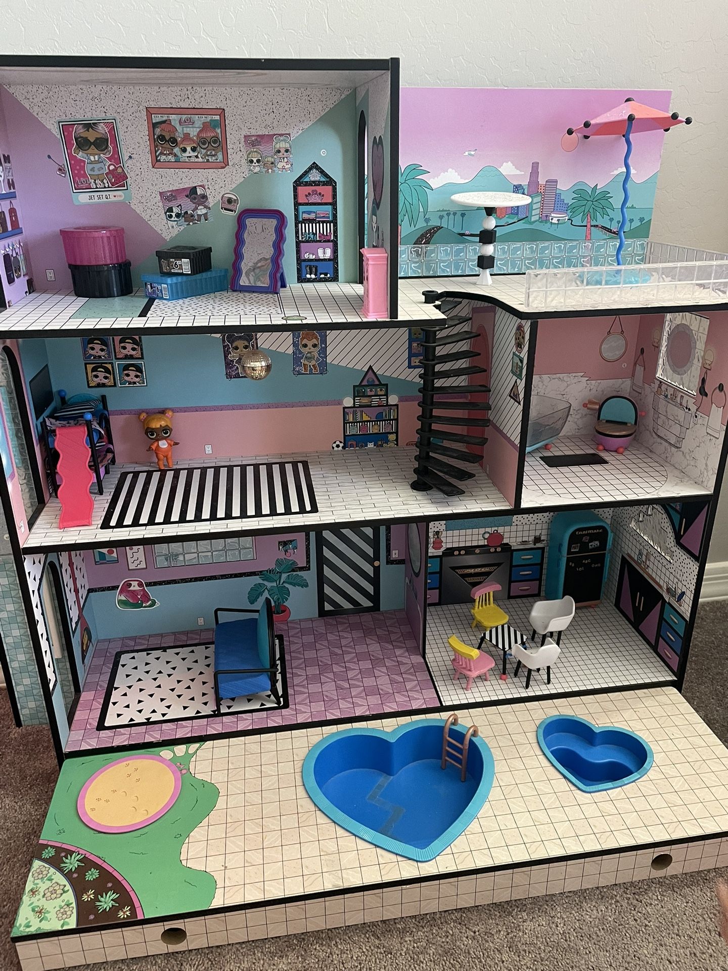 LOL Doll House 