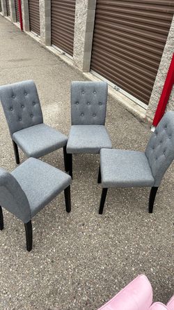 Set of 4 Gray Tufted Dining Chairs