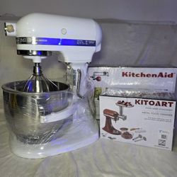 SPECIAL EDITION  10 SPEED KITCHEN AID MIXER 
