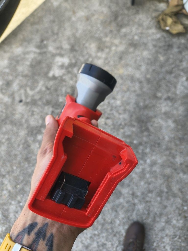 Milwaukee M18 Work Light (No Battery)