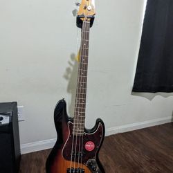Squier Classic Vibe '60s Jazz Bass