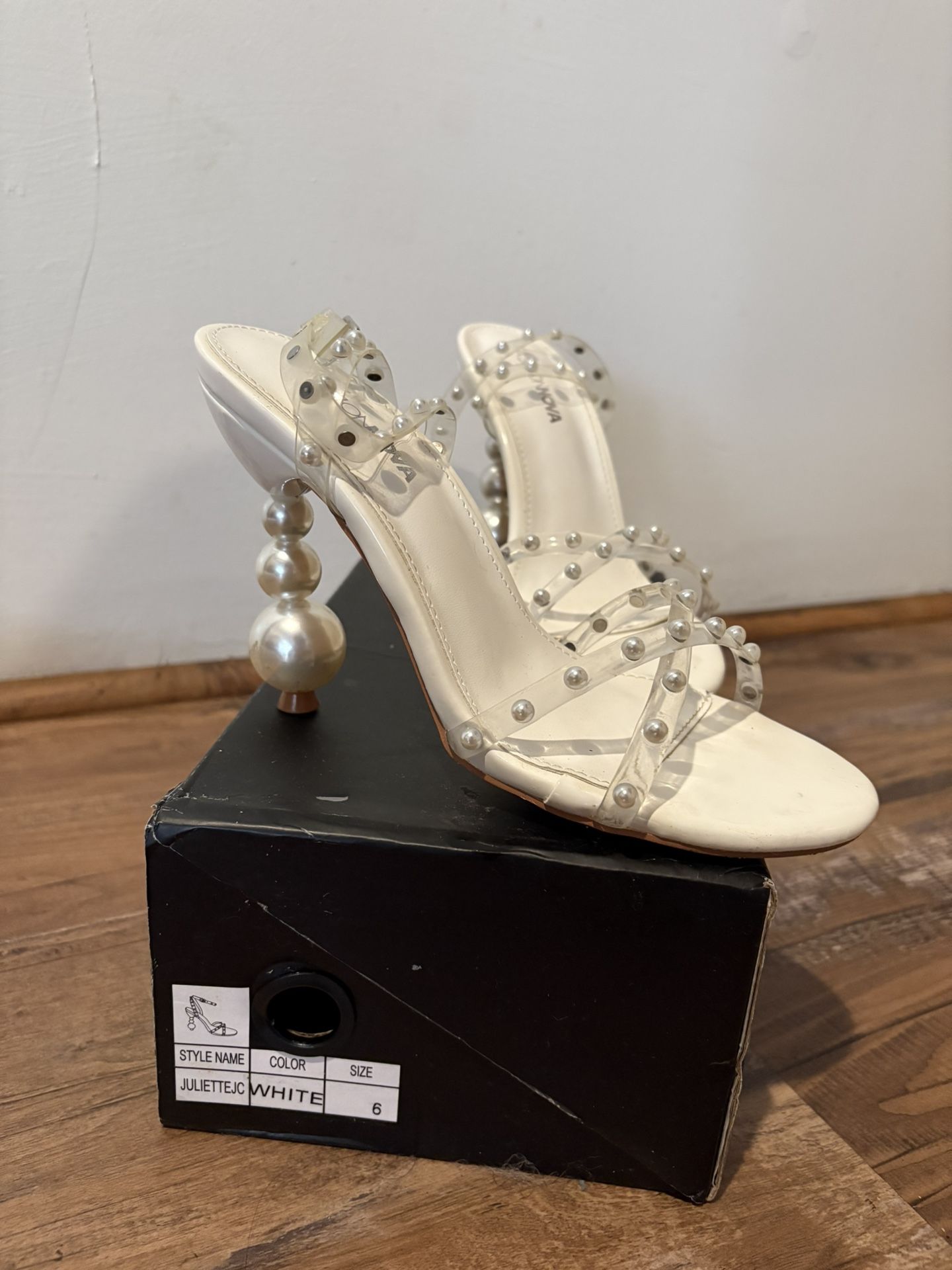 FASHION NOVA HEELS (white w/ pearls)