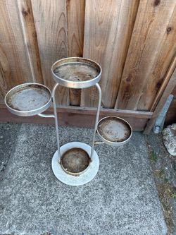 Medium sized Outdoor Plant Stand