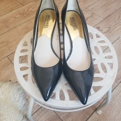 Michael KORS Patent Leather Pumps 