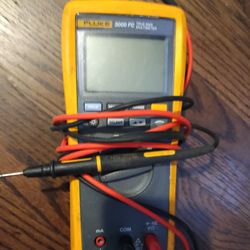 Fluke 3000 FC/TPAK, True RMS Multimeter