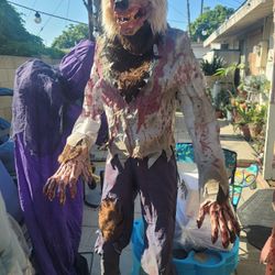 Halloween Animatronic Werewolf
