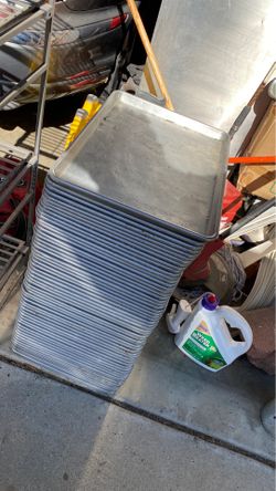 Commercial trays