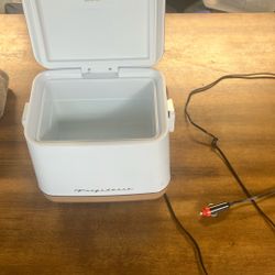 Frigidaire Mini Car Beverage/can Cooler