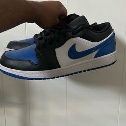 Low Top Jordan 1s