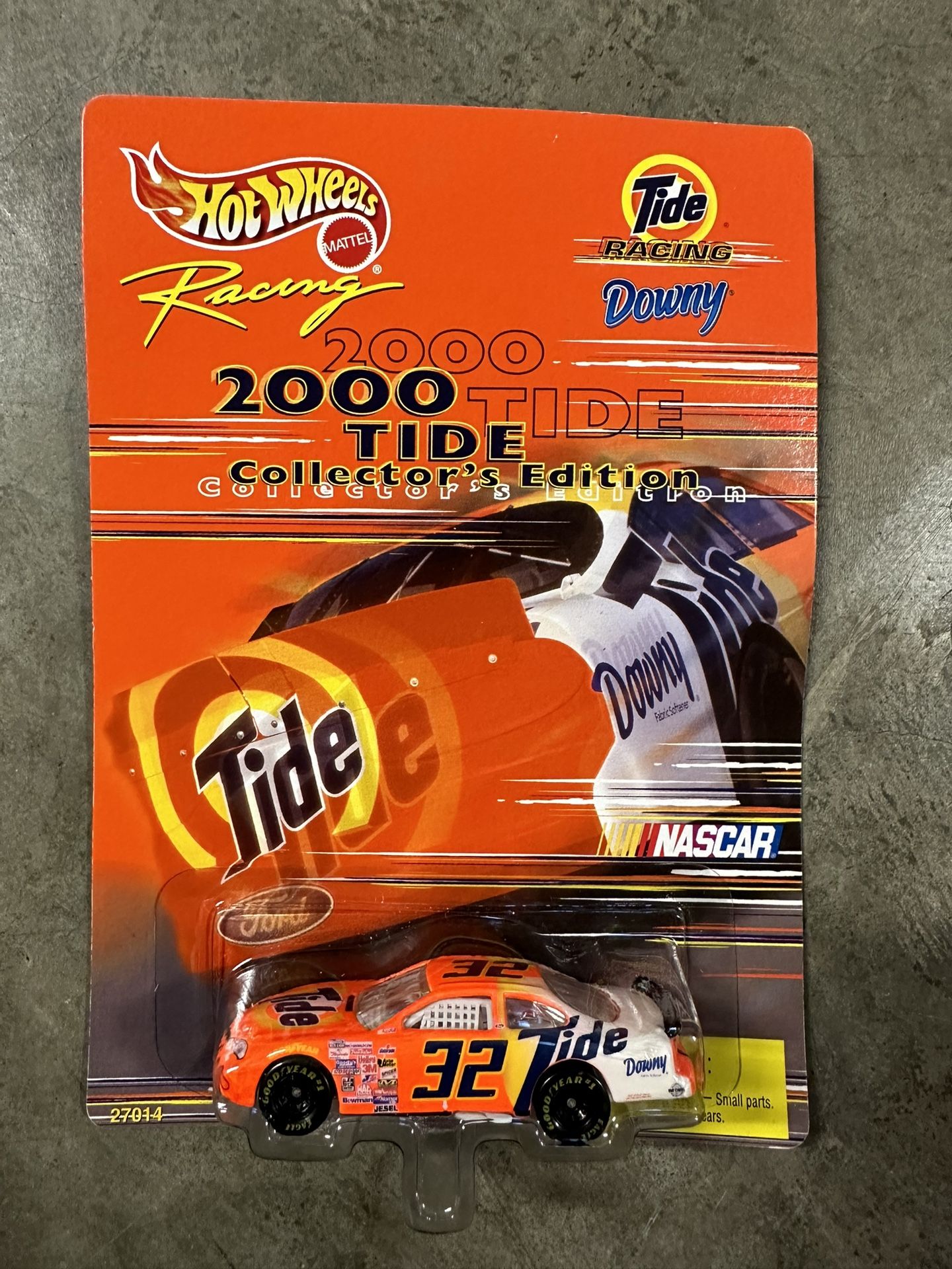 2000 Hot Wheels Racing NASCAR #32 Collector’s Edition Tide Downy Toy Car