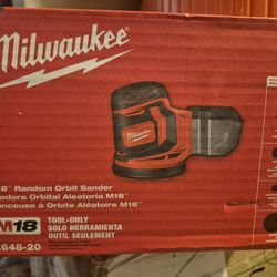 Milwaukee M18 Sander 