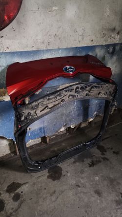 2017-2022 TOYOTA PRIUS PRIME TAILGATE LID