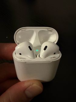 Apple AirPods (2nd gen) w/ charging case & lightning cable $40