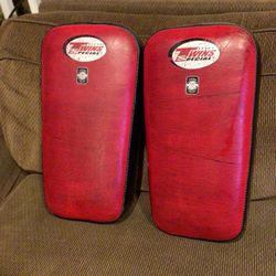 MMA Training Twins Special First Quality Thai Fighting Kickboxing Pads Punching MUAY Thick Pads UFC