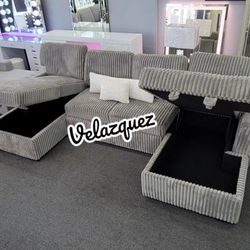 ✅️✅️4-Piece Convertible Sectional
Sleeper Sofa, Chaise Storage, Sofa Storage & USB Port✅️✅️