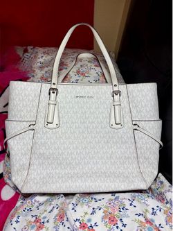 Micheal kors bag
