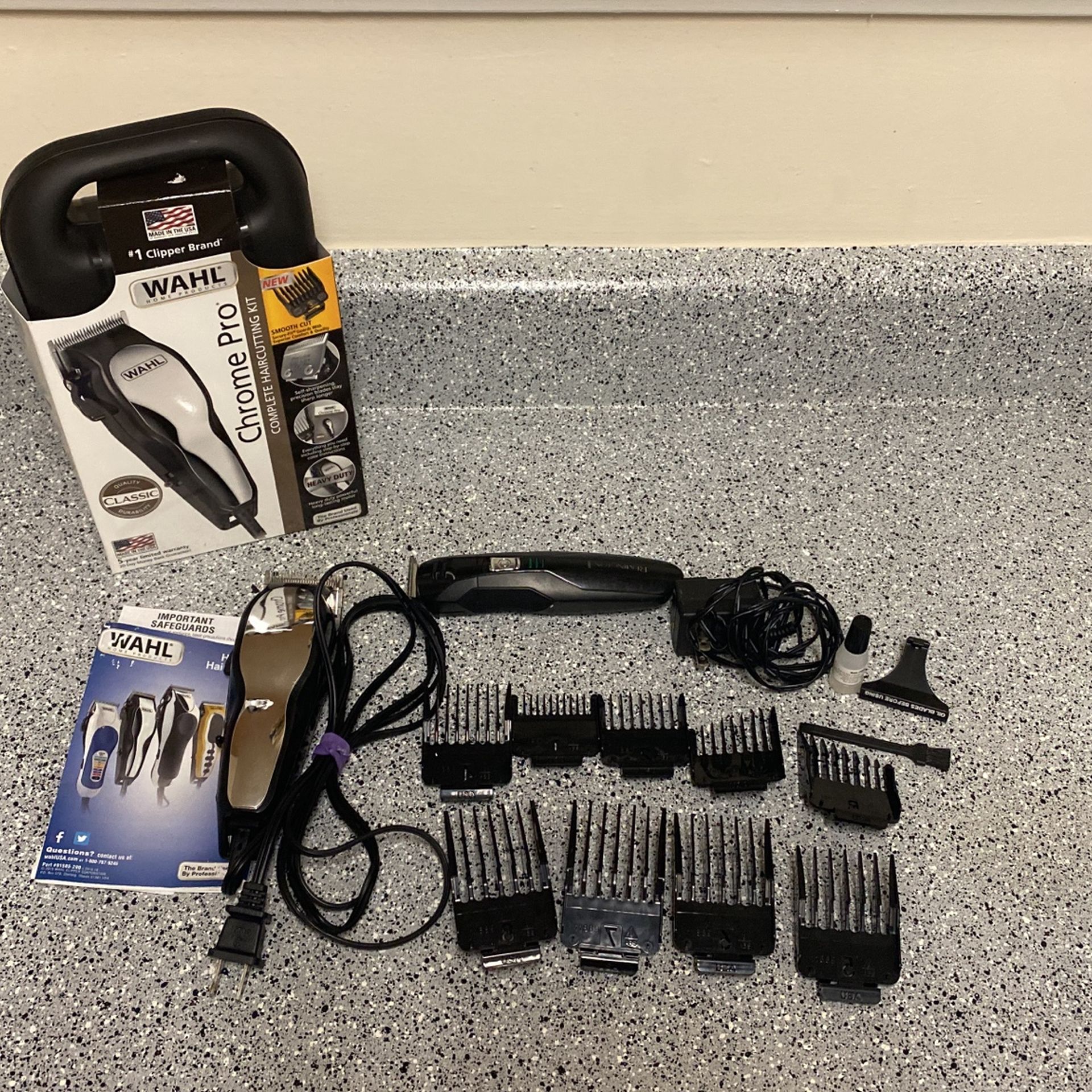Wahl Chrome Pro Haircutting Clippers Kit: FREE MINI CLIPPERS INCLUDED