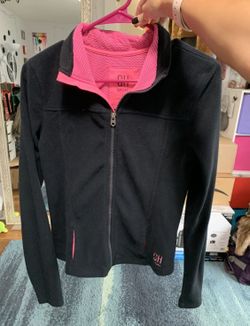 LIKE NEW! GILLY HICKS micro fleece zip up