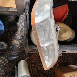 1998 hinda accord headlight 