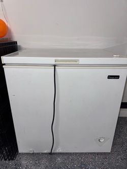 Magic Chef Deep Freezer