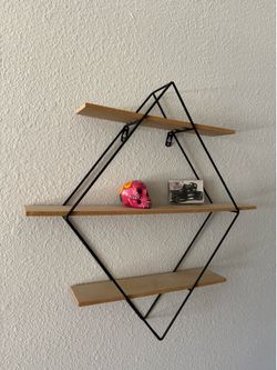 Diamond shelf