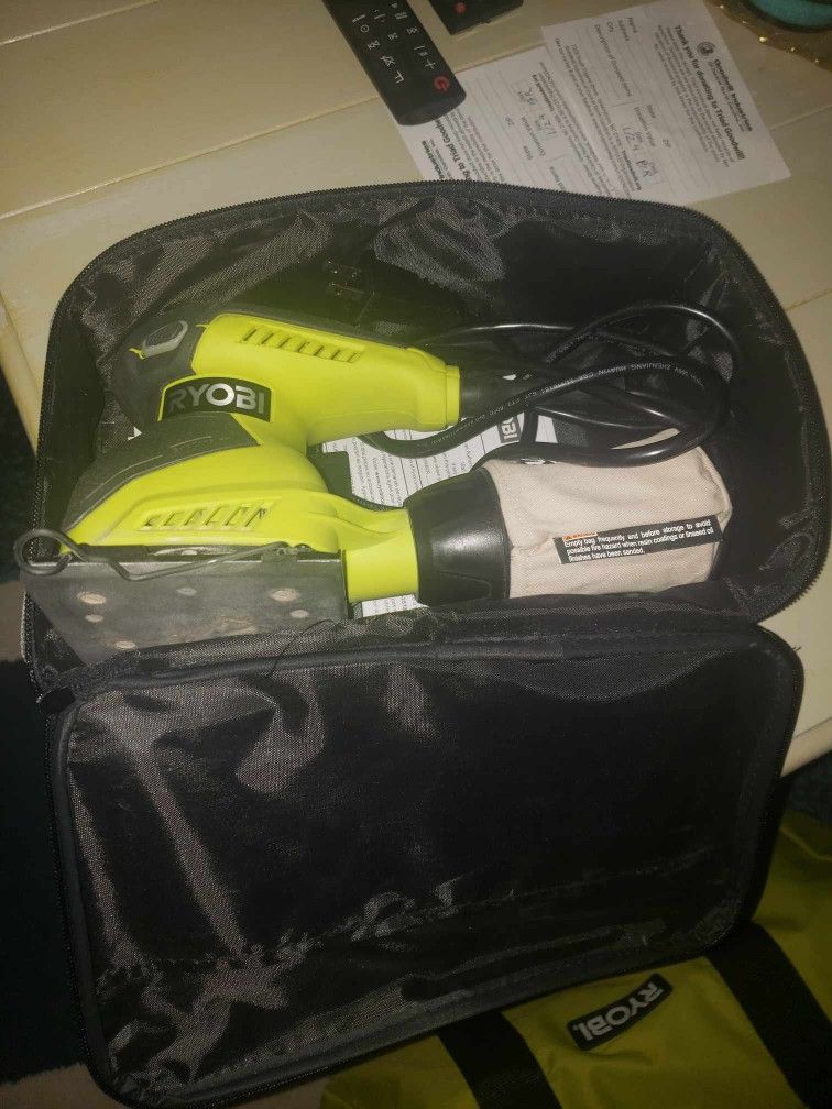 Ryobi Sander