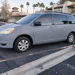 2005 Toyota Sienna