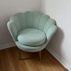 Scalloped Accent Chair - Tiffany Blue