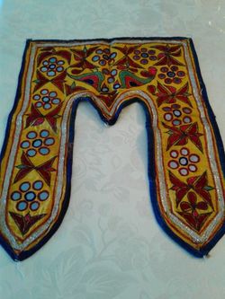 Antique wall decor with mirror work