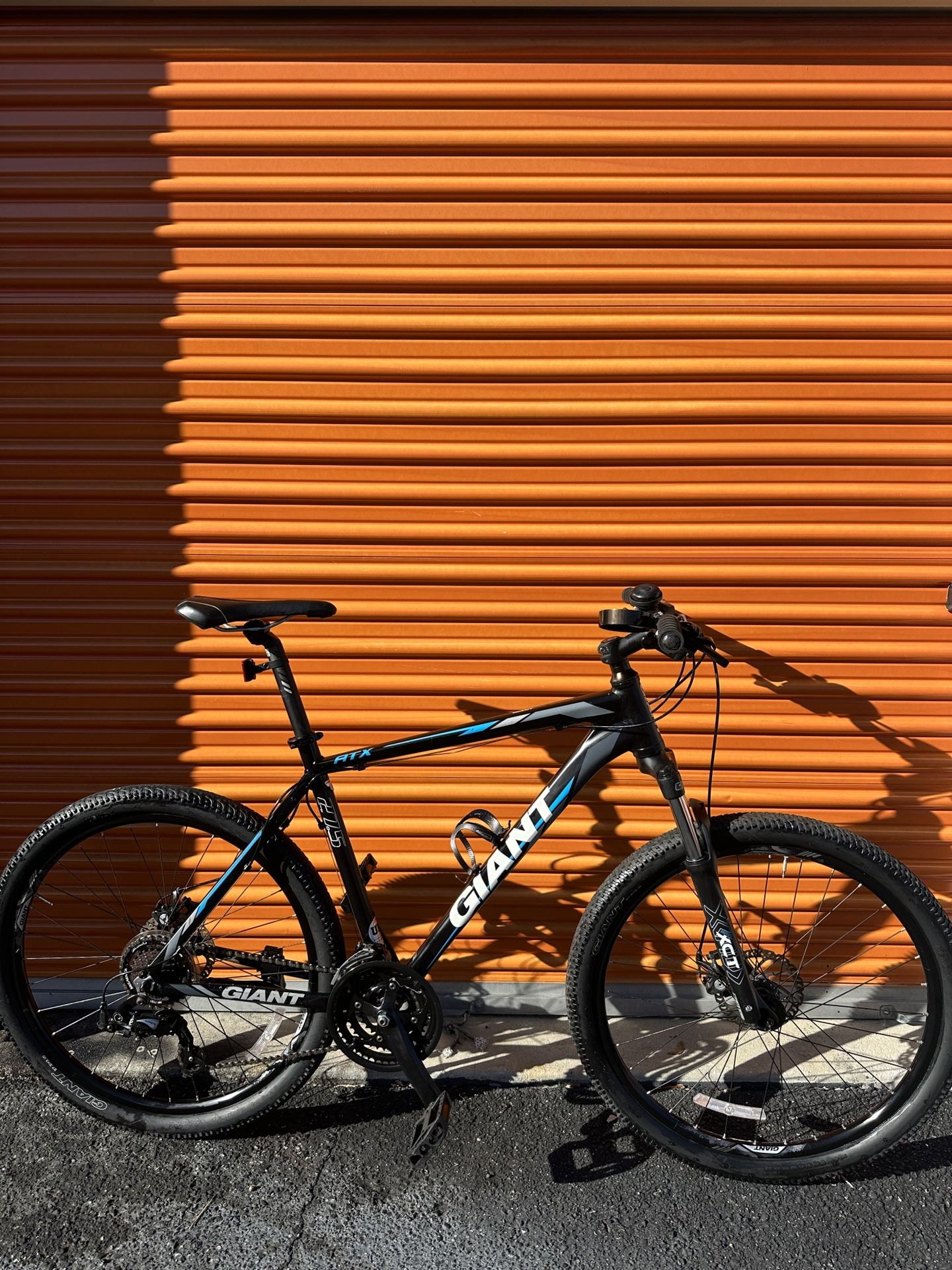 Giant ATX Mounten Bike size Large