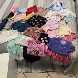 Girls clothes 