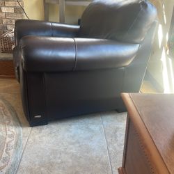 100% Leather Natuzzi Brand Chair