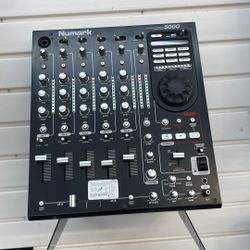 Mixer Numark