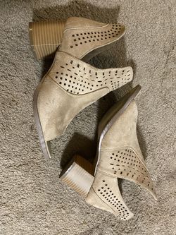 Women’s shoes , Size 8.5