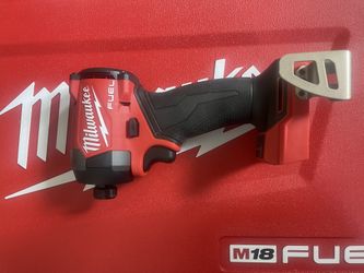 Milwaukee M18 FUEL 1/4" Hex Impact Driver