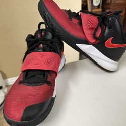 Nike Kyrie Flytrap 3 Red Black Basketball Shoes Mens Size 8 BQ3060 009