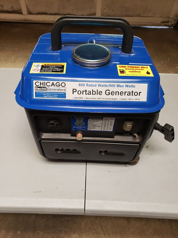 Used Once Chicago 800 Watt 2 Stroke Generator
