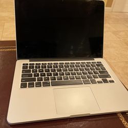 2013/14 Macbook Pro 13 2.4 i5 8GB 256GB SSD