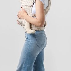 MABĒ Baby Carrier 