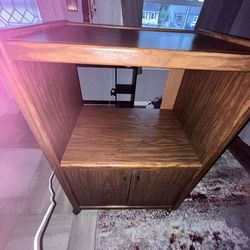 rolling storage area with bottom storage