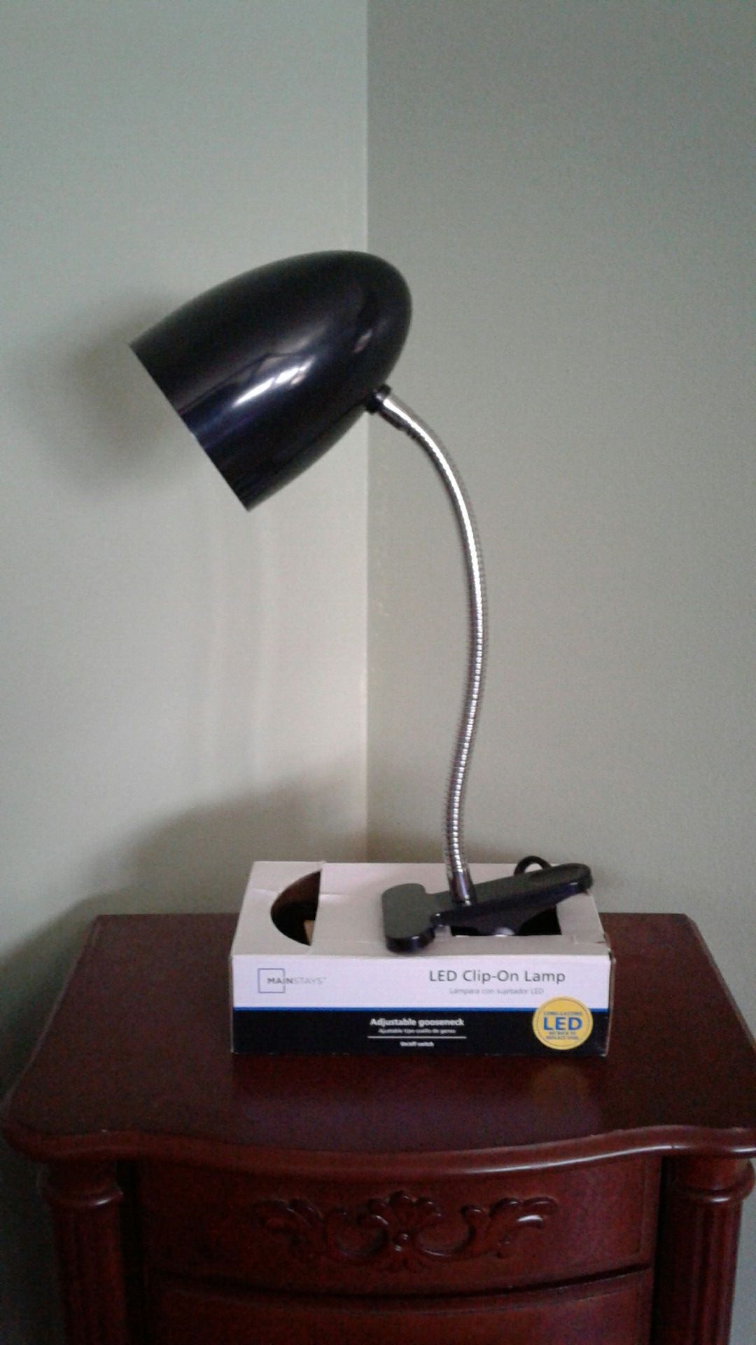 Mainstays led clip on lamp